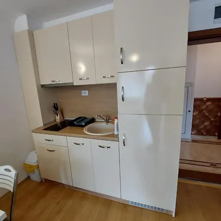апартамент Sweet Homes 4 *