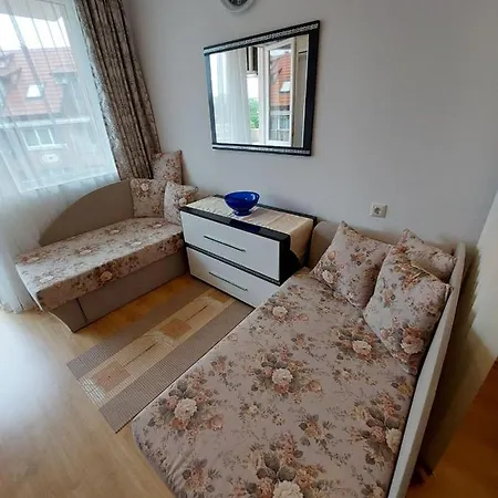 апартамент Sweet Homes 4 Appartamento Sunny Beach